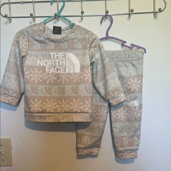 🖤2/$25 The North Face Kids' Winter Set in Gray and White - Picture 1 of 7
